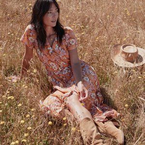 Marine Layer Annika Midi Dress in Amber Brown Wallpaper Floral Size Medium